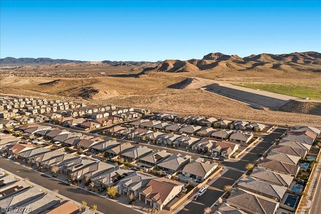 10165 Ferton Lake Avenue, Las Vegas, NV 89178