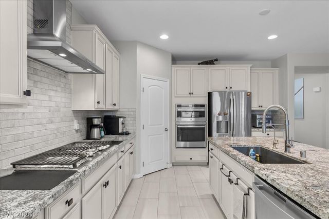 10165 Ferton Lake Avenue, Las Vegas, NV 89178