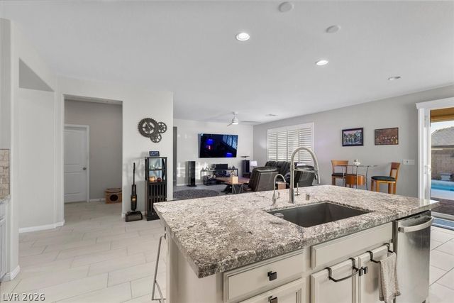 10165 Ferton Lake Avenue, Las Vegas, NV 89178