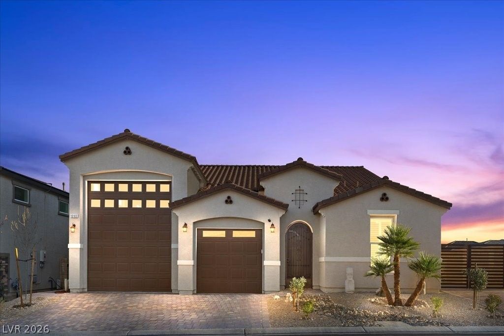 10165 Ferton Lake Avenue, Las Vegas, NV 89178