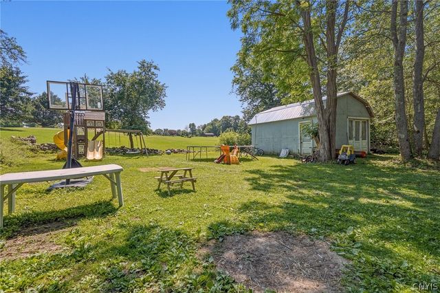 4221 County Route 4, Scriba, NY 13126