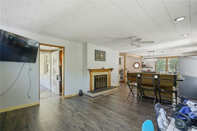 4221 County Route 4, Scriba, NY 13126