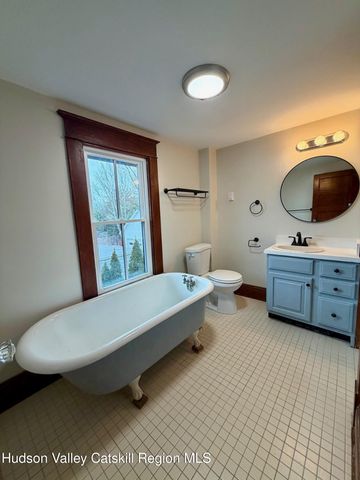 87 Pine Grove Avenue, Kingston, NY 12401