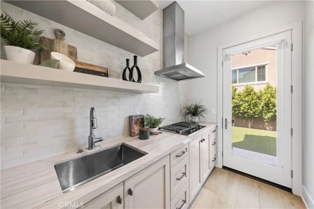 237 Pinnacle, Irvine, CA 92602