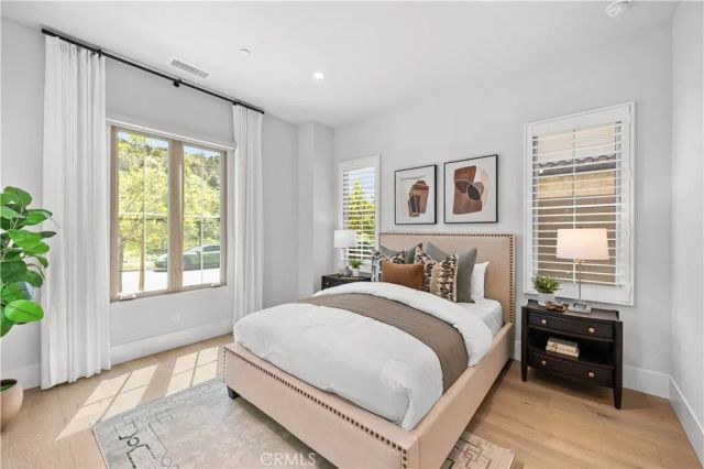 237 Pinnacle, Irvine, CA 92602
