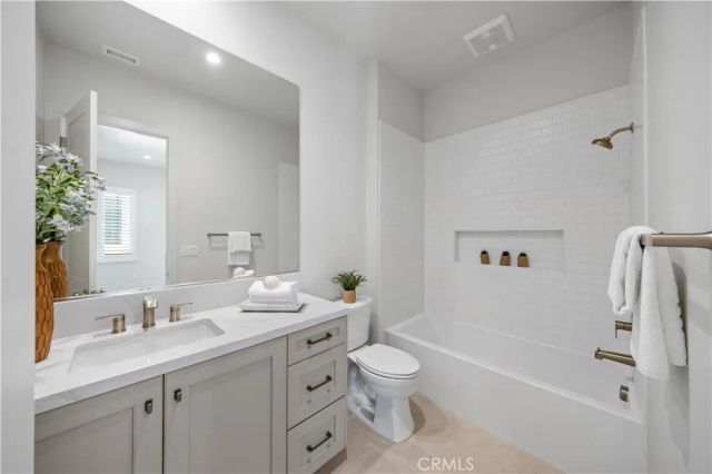 237 Pinnacle, Irvine, CA 92602