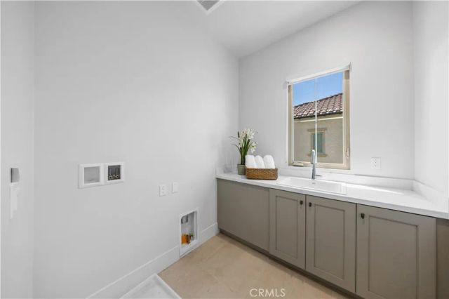 237 Pinnacle, Irvine, CA 92602