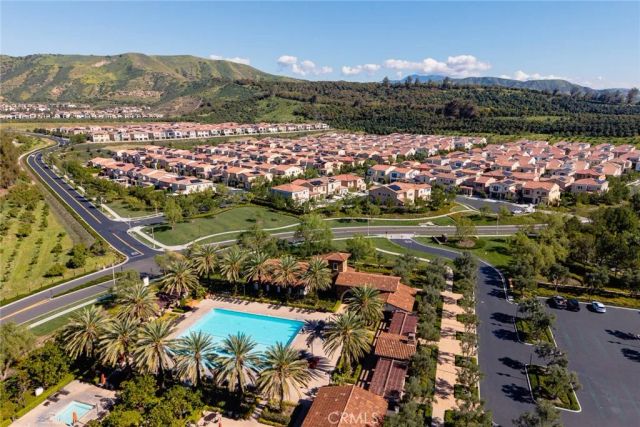 237 Pinnacle, Irvine, CA 92602