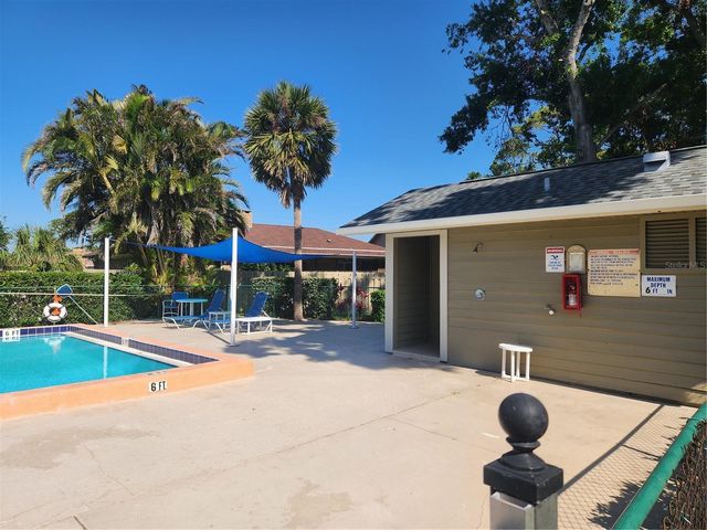 3411 AVENIDA MADERA A, Bradenton, FL 34210