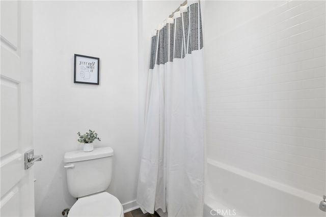 1416 Plaza Del Amo, Torrance, CA 90501