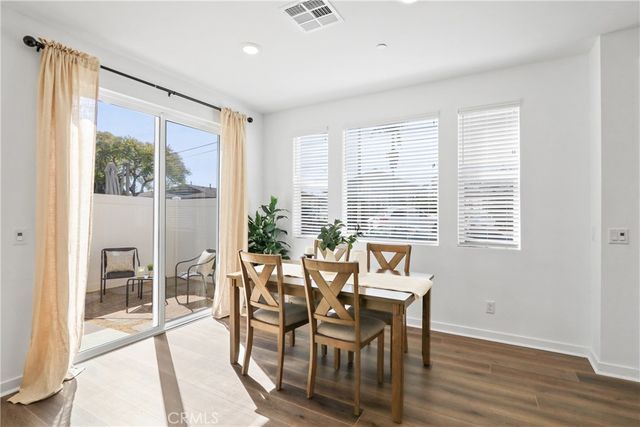 1416 Plaza Del Amo, Torrance, CA 90501