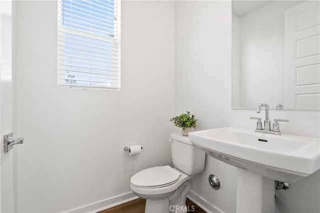 1416 Plaza Del Amo, Torrance, CA 90501