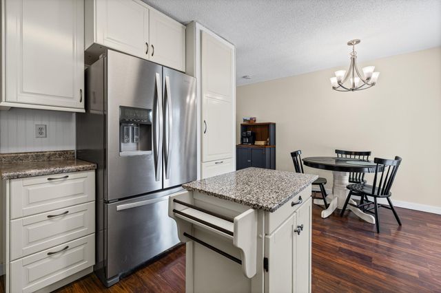 8296 Janero Avenue S, Cottage Grove, MN 55016