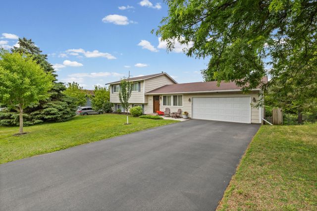 8296 Janero Avenue S, Cottage Grove, MN 55016