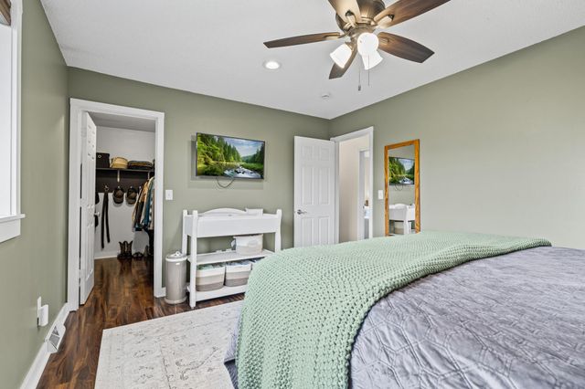 8296 Janero Avenue S, Cottage Grove, MN 55016