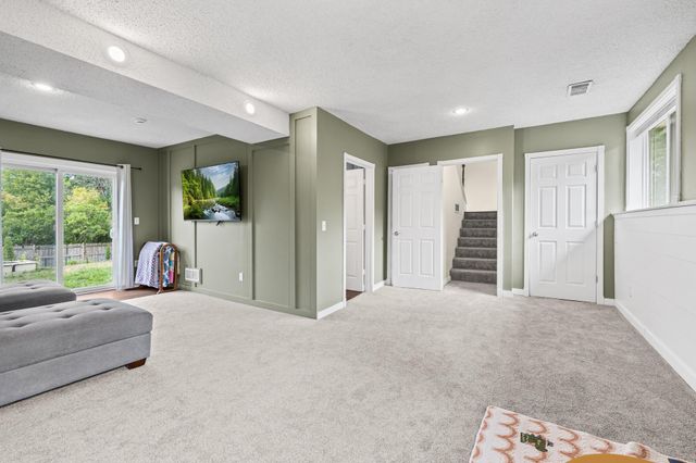 8296 Janero Avenue S, Cottage Grove, MN 55016