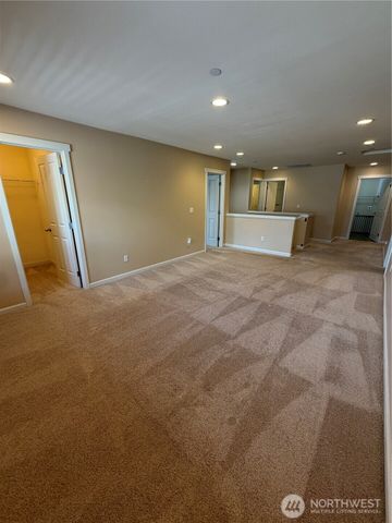 3181 Brown Loop, Dupont, WA 98327
