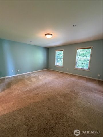 3181 Brown Loop, Dupont, WA 98327