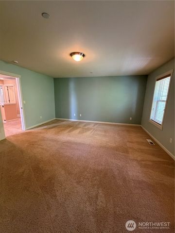 3181 Brown Loop, Dupont, WA 98327