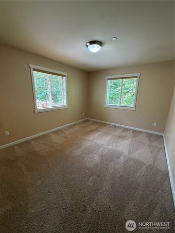3181 Brown Loop, Dupont, WA 98327