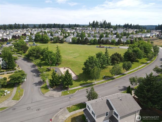 3181 Brown Loop, Dupont, WA 98327