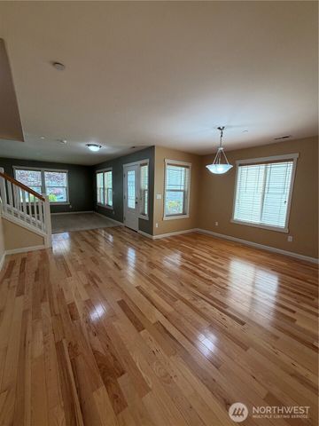 3181 Brown Loop, Dupont, WA 98327