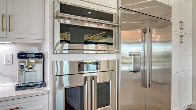 4521 MONDRIAN COURT, Sarasota, FL 34240