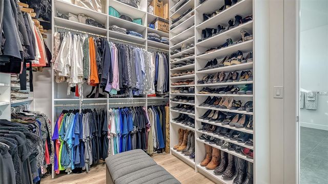 4521 MONDRIAN COURT, Sarasota, FL 34240