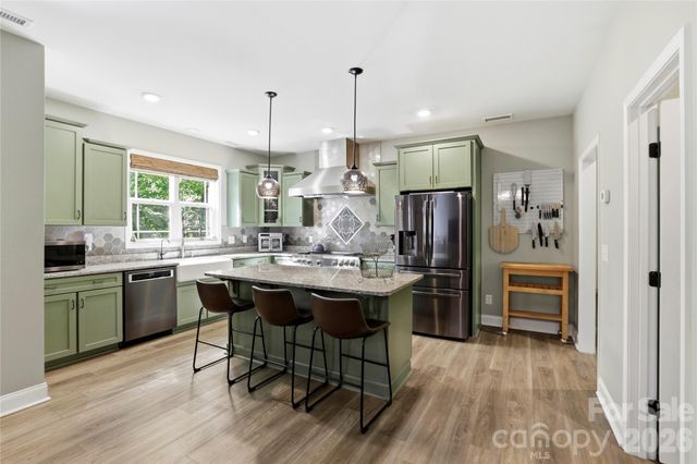 549 Riverknoll Lane, Tryon, NC 28782