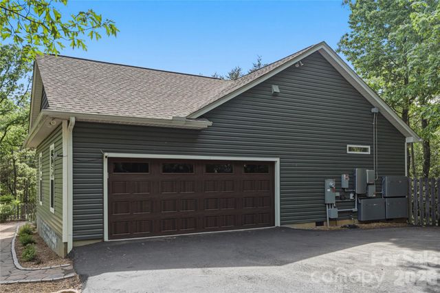 549 Riverknoll Lane, Tryon, NC 28782