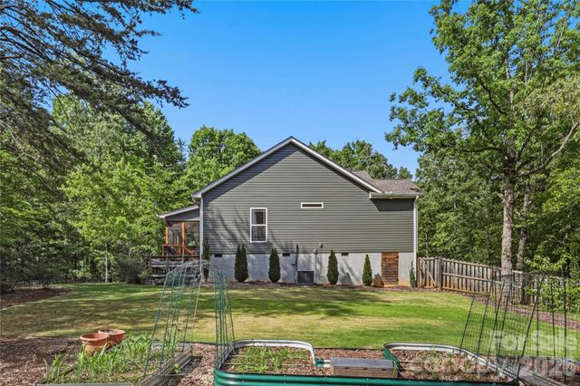 549 Riverknoll Lane, Tryon, NC 28782