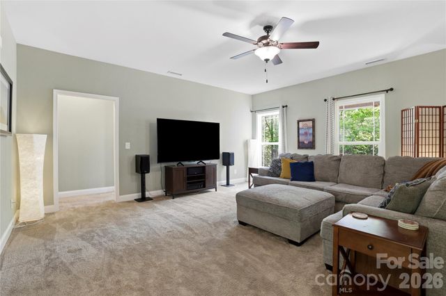 549 Riverknoll Lane, Tryon, NC 28782