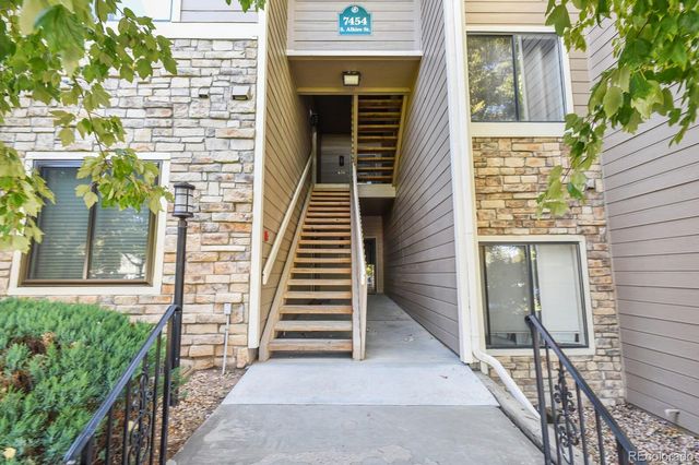 7454 S Alkire Street 301, Littleton, CO 80127
