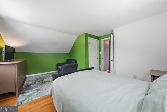 4602 KENWOOD DR, Woodbridge, VA 22193