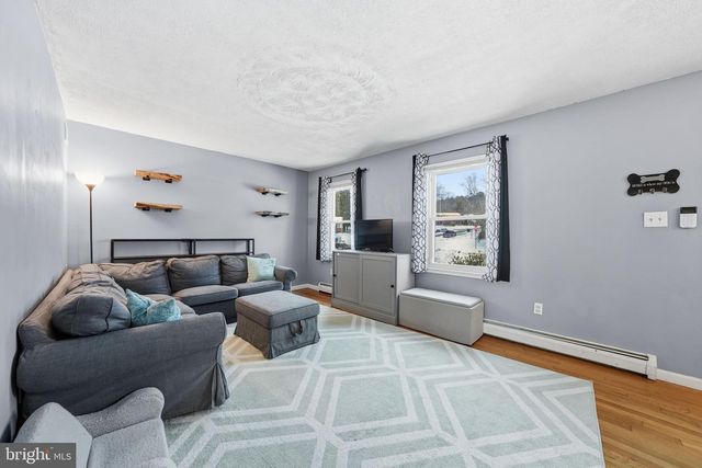 4602 KENWOOD DR, Woodbridge, VA 22193