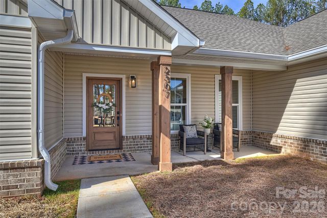 2307 Lee Lawing Road, Lincolnton, NC 28092