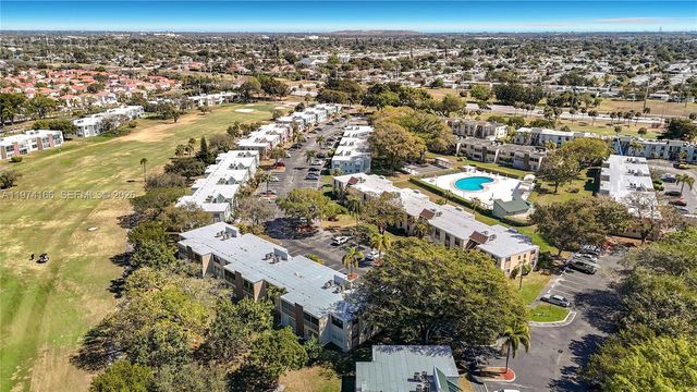 7331 NW 18th St 202, Margate, FL 33063