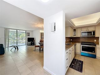 7331 NW 18th St 202, Margate, FL 33063