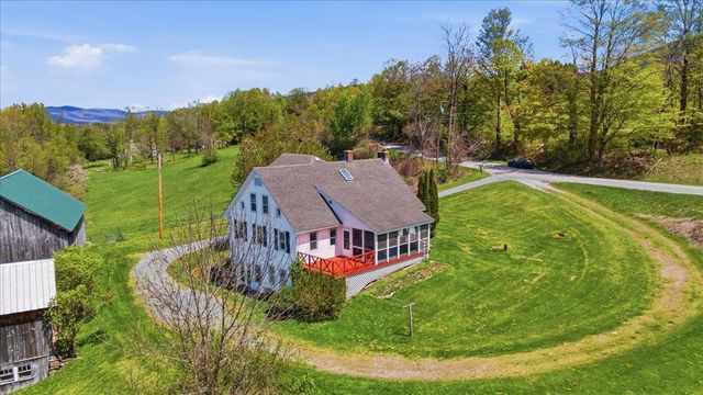 971 South Stream Road, Bennington, VT 05201
