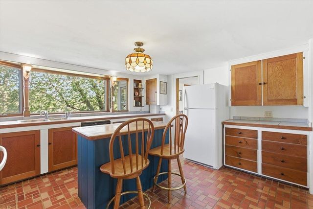 971 South Stream Road, Bennington, VT 05201