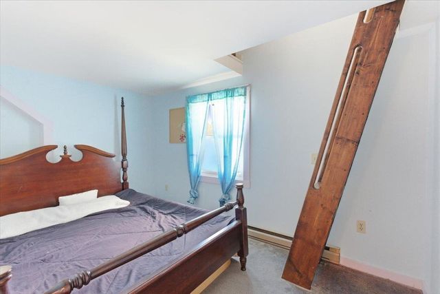 971 South Stream Road, Bennington, VT 05201