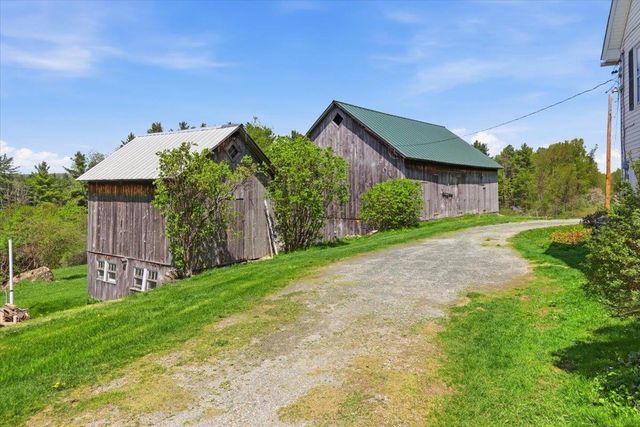 971 South Stream Road, Bennington, VT 05201