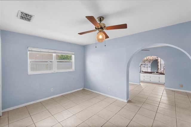 1768 HARBOR CIRCLE E, Largo, FL 33770