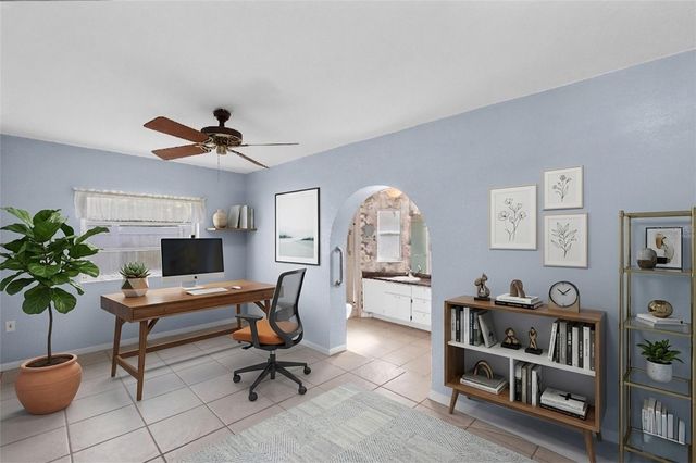 1768 HARBOR CIRCLE E, Largo, FL 33770