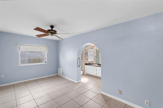 1768 HARBOR CIRCLE E, Largo, FL 33770