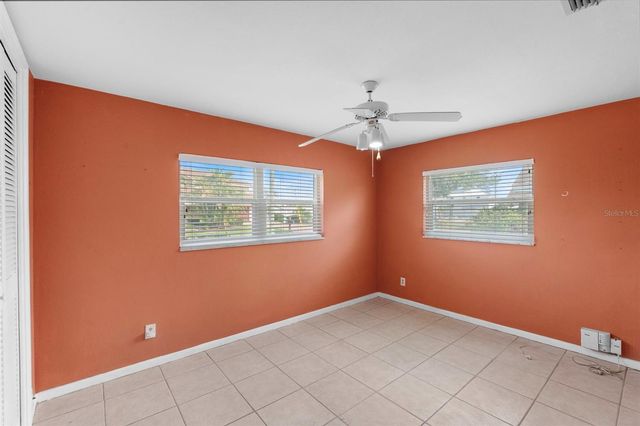 1768 HARBOR CIRCLE E, Largo, FL 33770