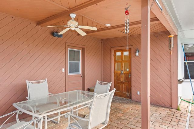 1768 HARBOR CIRCLE E, Largo, FL 33770