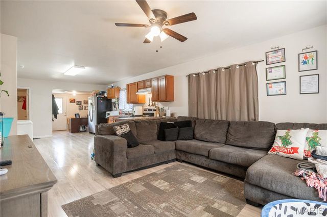 1005 N Lafayette Street, Doniphan, MO 63935