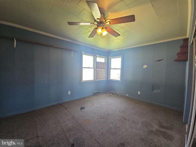 68 LAKESIDE DR, Bridgeton, NJ 08302