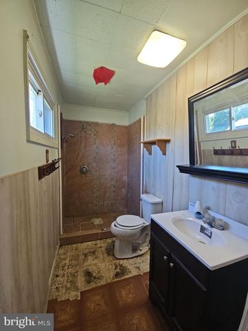 68 LAKESIDE DR, Bridgeton, NJ 08302